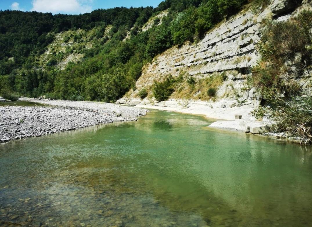 Rossena Il Nido Di Matilde _Monolocale Design Sul Fiume_ 아파트 외부 사진